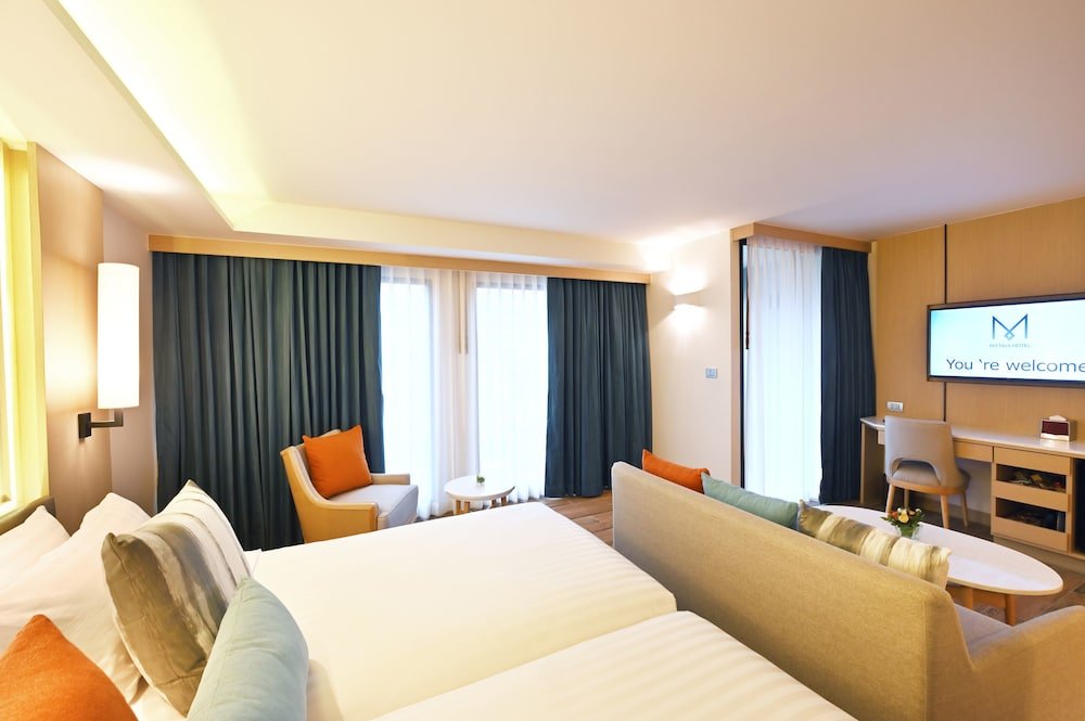 Фото M Pattaya Hotel