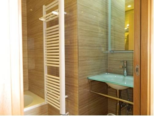 Фото Hostal House