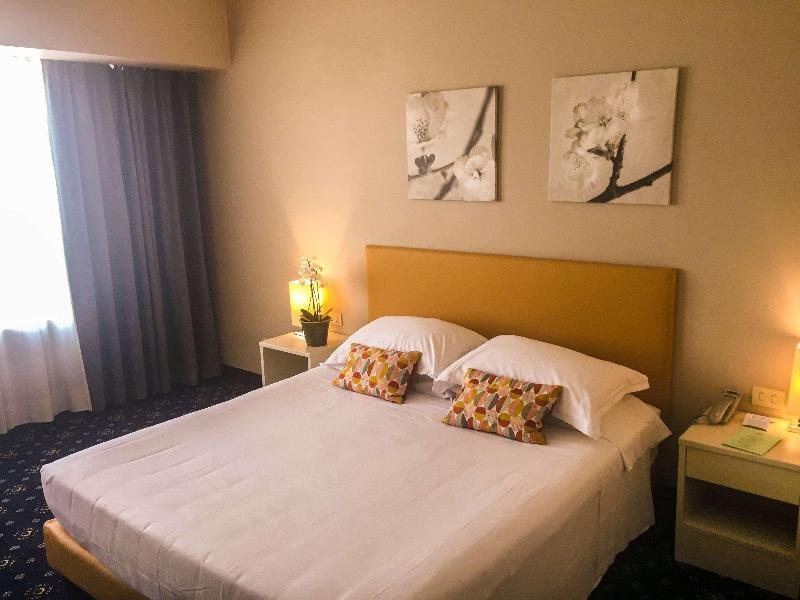 Фото Hotel Blaise & Francis