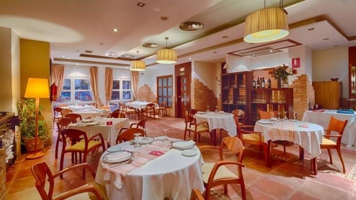 Фото Hotel Cervantes