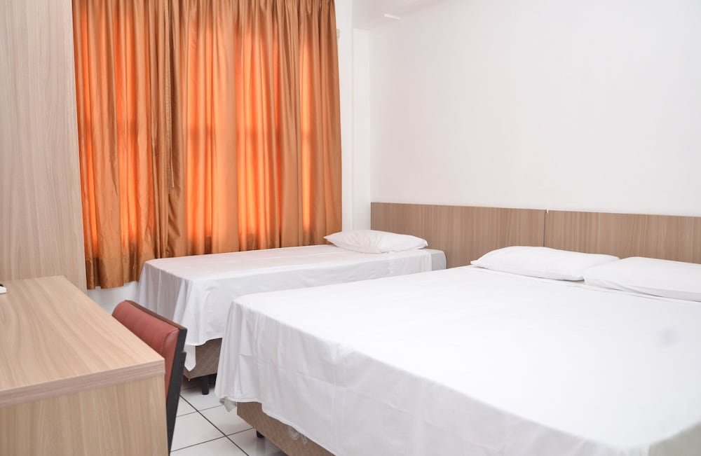 Фото Hotel Ficare Poa