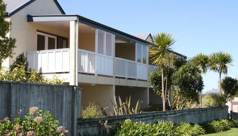 Фото Baycrest Lodge