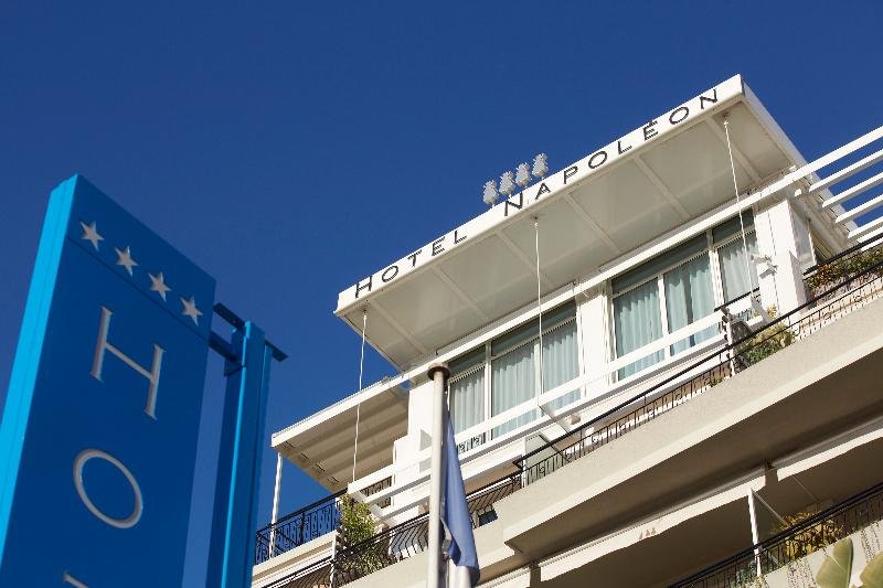 Фото Hotel Napoleon