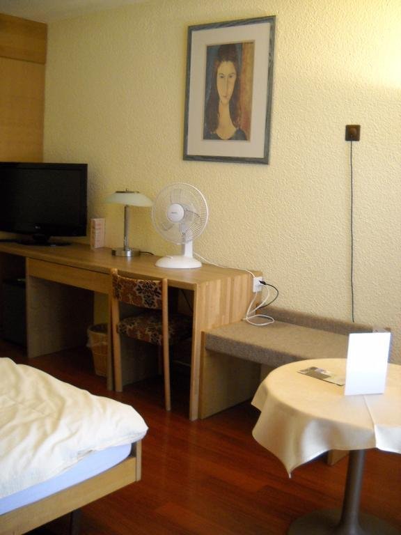 Фото Hôtel Le National