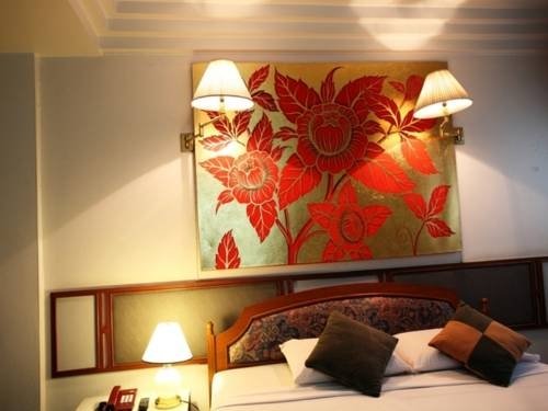 Фото Highway Hotel