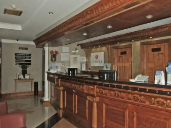 Фото Savera Hotel South Ruislip