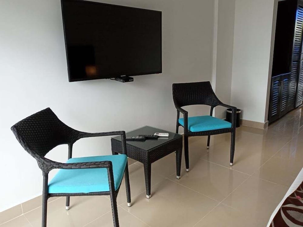 Фото Отель Trincomalee Beach Resort & Spa