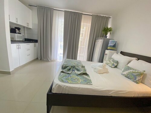 Гостиница Deluxe Studios playa Los Corales