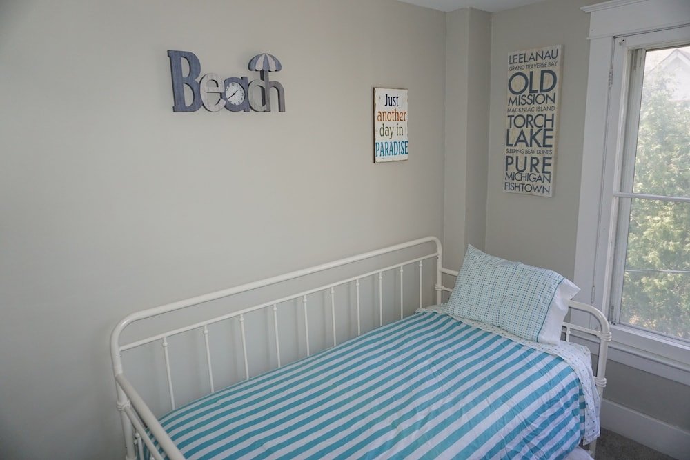 Фото Charlevoix House