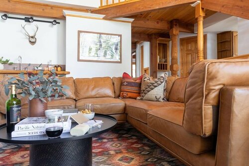 Жильё посуточно Tallac - Secluded & Woodsy Tahoe Cabin in Incline Village