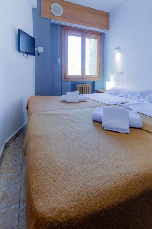 Фото Casa de Huéspedes Carabanchel by Vivere Stays