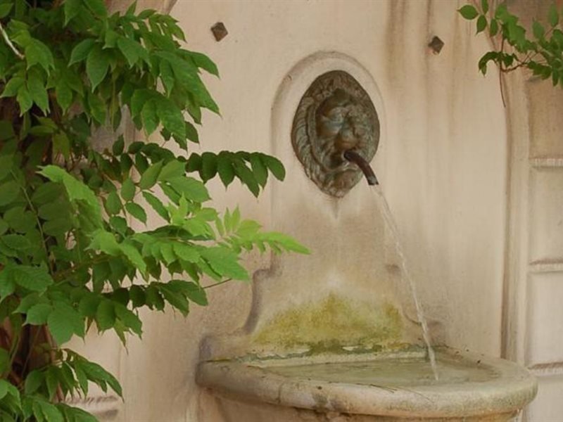 Фото Hotel de la Fontaine