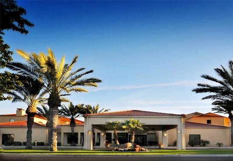 Фото Courtyard Phoenix Mesa by Marriott