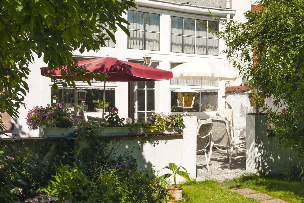 Фото отеля 3