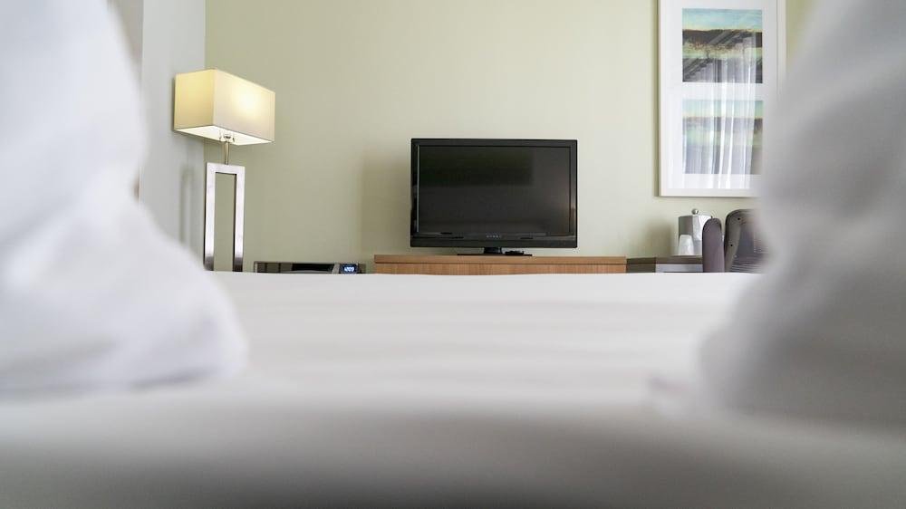 Фото Holiday Inn Express San Juan Condado, an Ihg Hotel