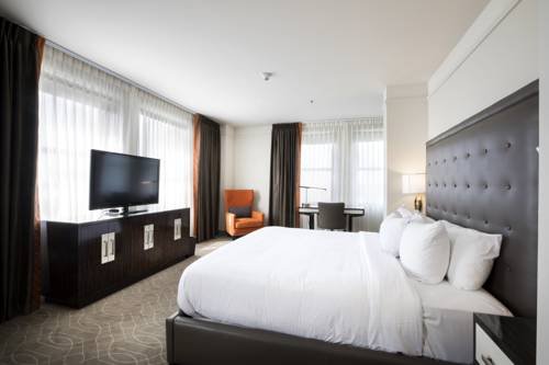 Фото Colcord Hotel