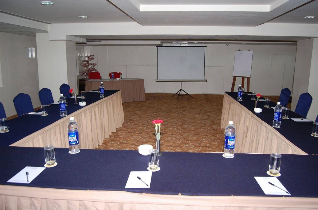 Фото Monarch Luxur