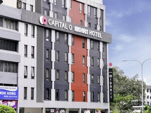 Гостиница Oyo Capital O 978 Midaris Hotel
