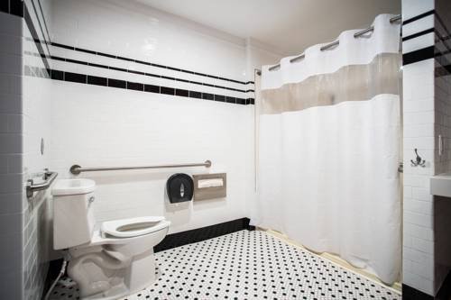 Фото The American Hotel