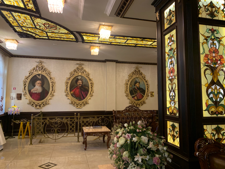 Фото Династия