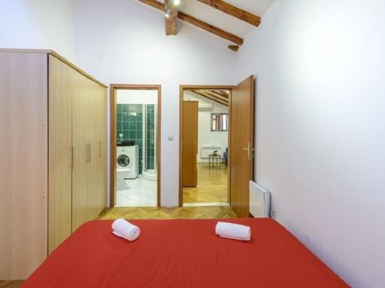 Фото Villa Tolja Lapad beach apartments