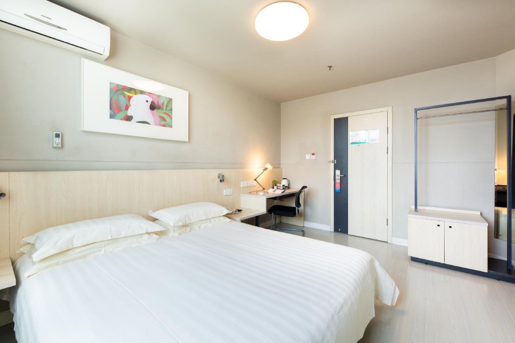 Фото Jinjiang Inn Yongkang City