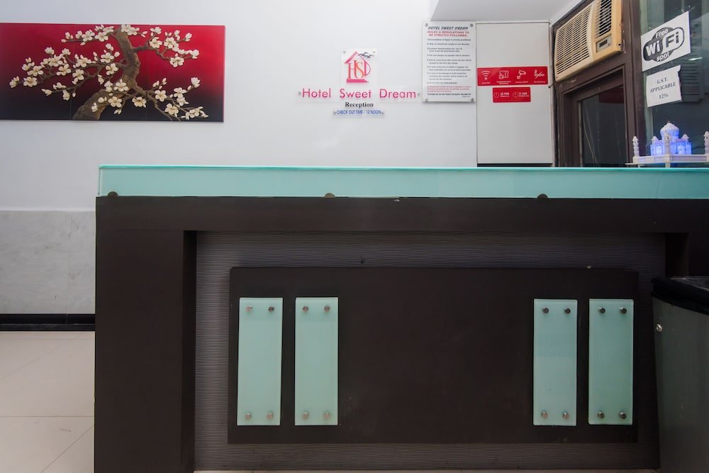 Фото Oyo 24050 Hotel Sweet Dream