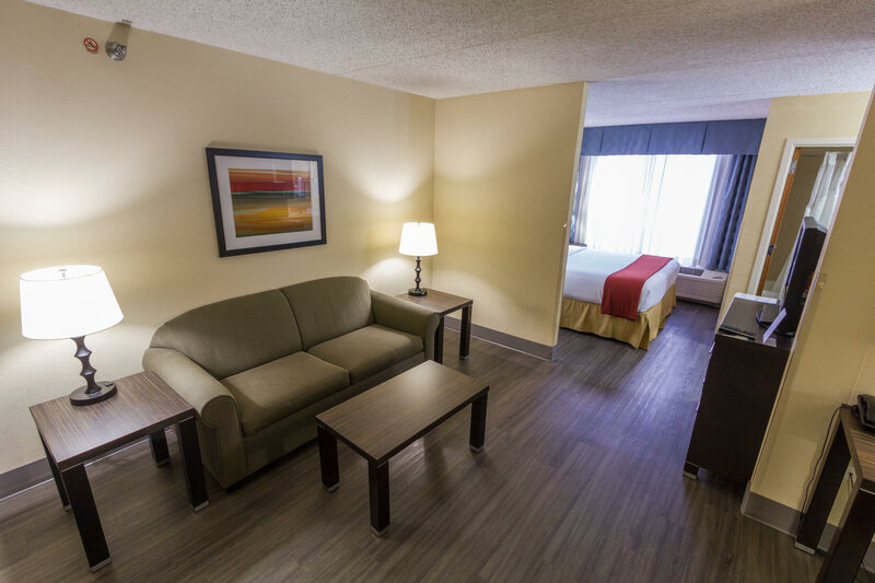 Гостиница Holiday Inn Express & Suites Austin Airport, an Ihg Hotel в Остине