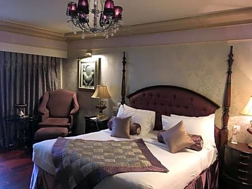 Фото Tuli International