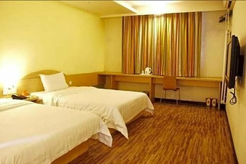 Hotel 7 Days Inn Zhuhai Jida Duty Free Shop Branch, Zhuhai, photo