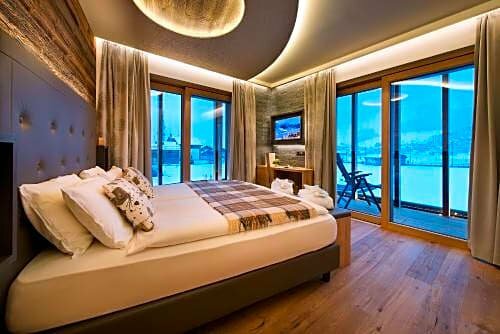 Внешний вид отеля Hotel Roberta Alpine в Ливиньо, фото 2