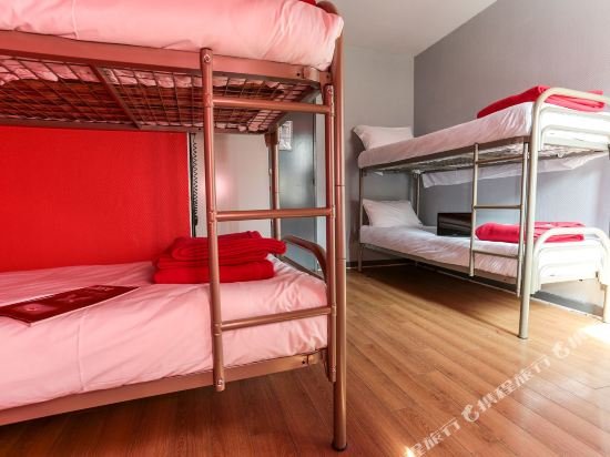 Фото Smart Place Paris Gare du Nord by Hiphophostels