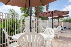 Гостиница Comfort Inn Chandler - Phoenix South I-10