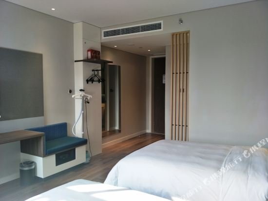 Фото Holiday Inn Express Guilin City Center, an Ihg Hotel