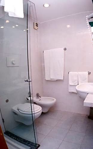 Фото Business Hotel