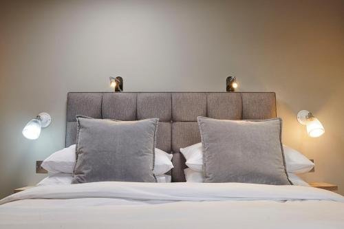 Фото The Bridge in Barnes