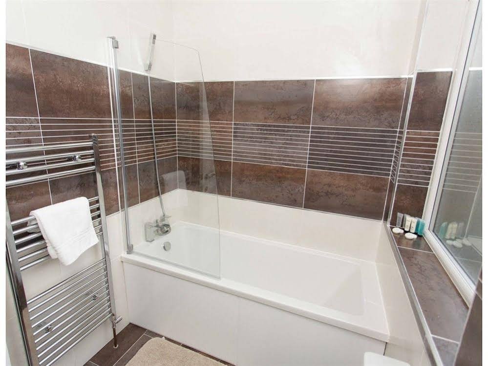 Фото Select Serviced Apartments