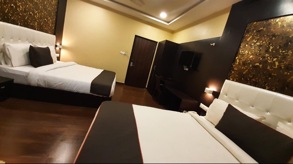 Фото Hotel Grand Bhagwat