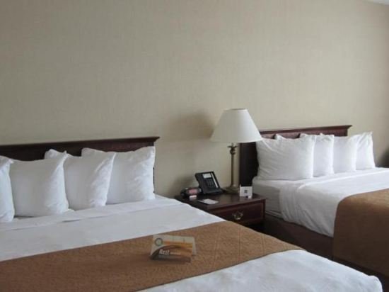 Фото Ramada by Wyndham Northern Grand Hotel & Conference Centre