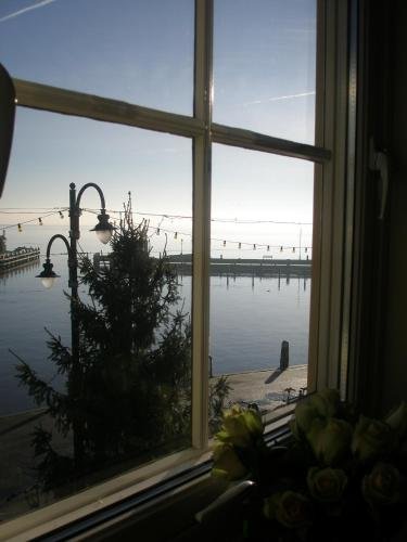 Фото Hotel Cafe Restaurant Van Den Hogen