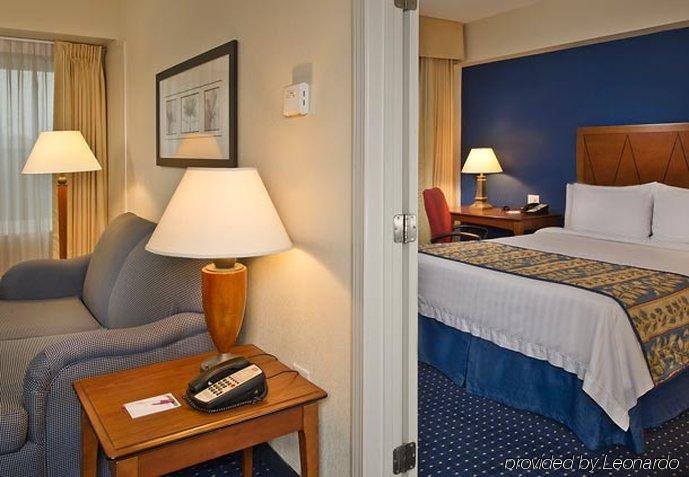 Фото Residence Inn by Marriott Chantilly Dulles South