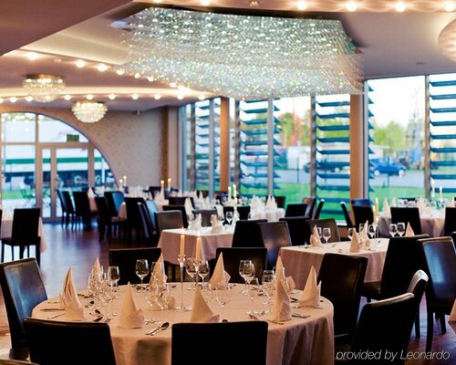 Гостиница Hotel Symfonia в Велюни