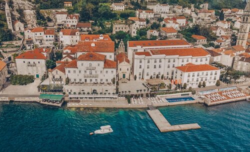 Гостиница Iberostar Heritage Grand Perast в Перасте