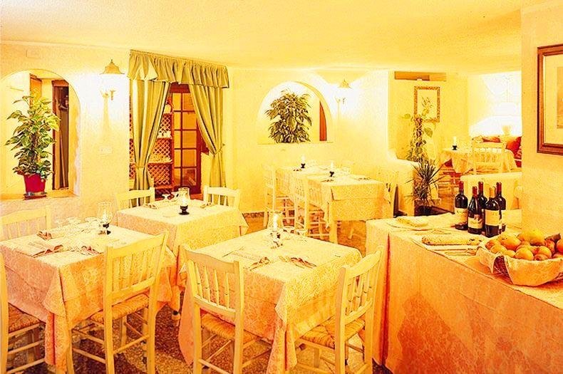 Фото Colonna Palace Mediterraneo