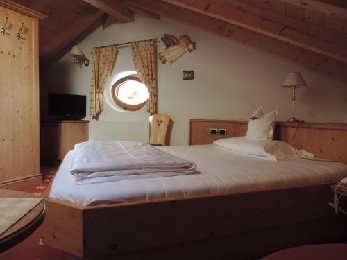 Фото Hotel Flora