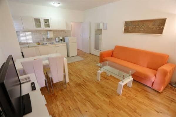 Фото Ina Apartments