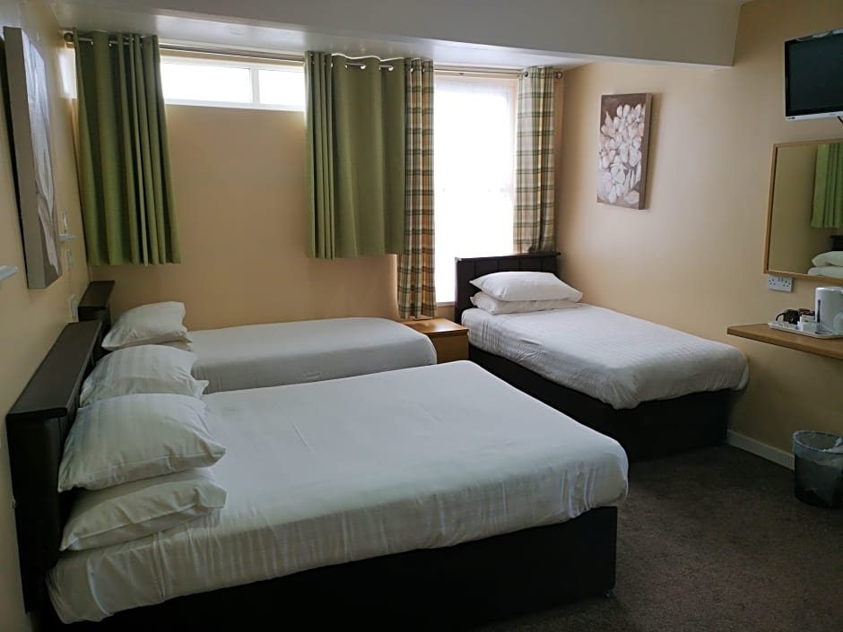 Фото The Lawton Hotel