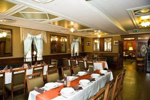 Гостиница Villa Hotel в Дебрецене