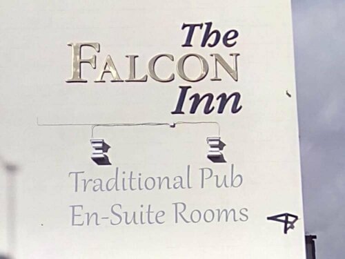 Гостиница The Falcon Inn