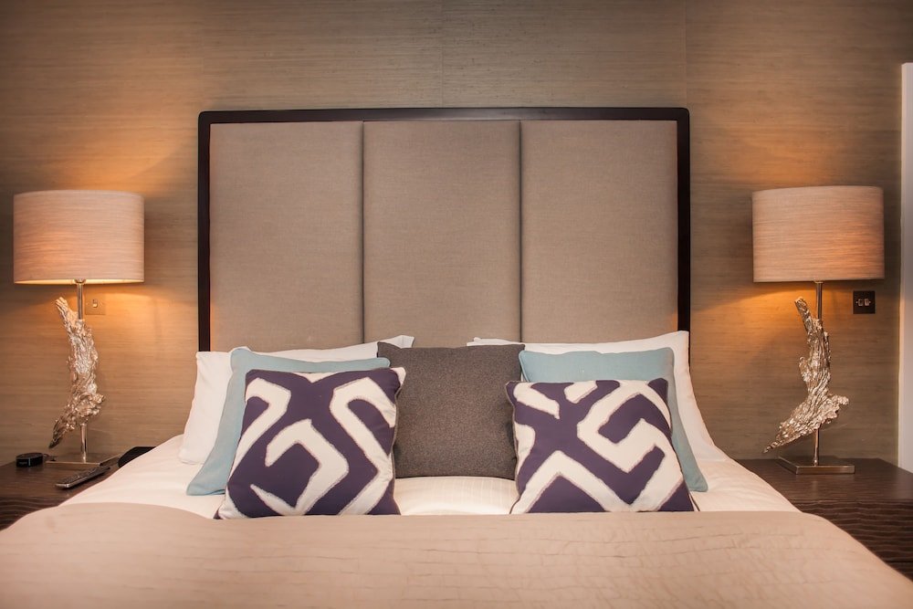 Фото Henge House, Penthouse Apartment